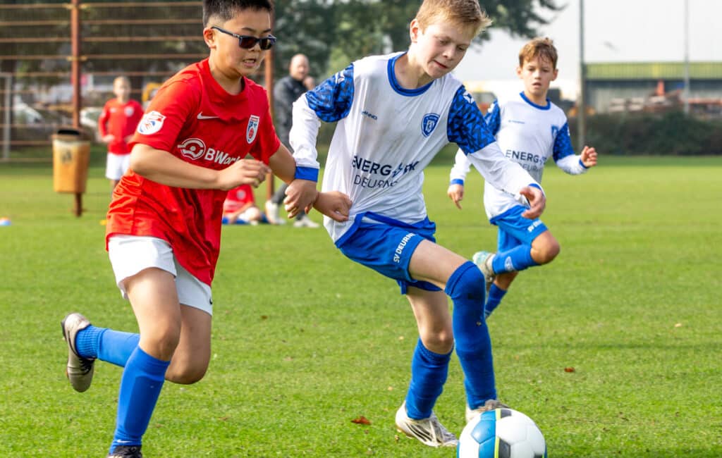 2025-09-27, SV Deurne JO12-2 – SV Venray